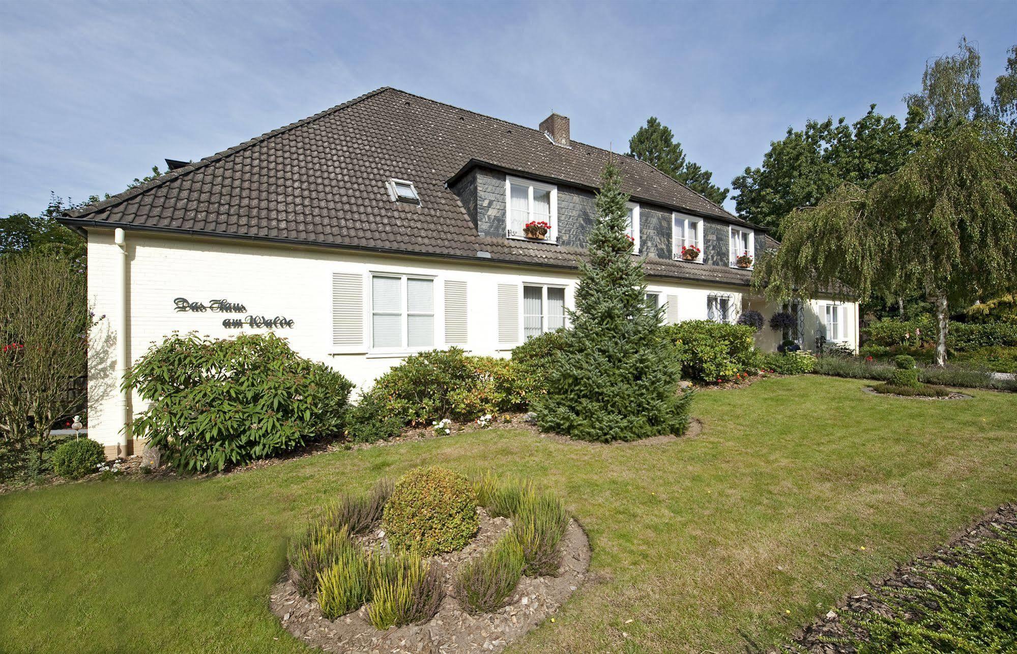 Boutiquehotel Das Haus am Walde Bad Bevensen Exterior foto